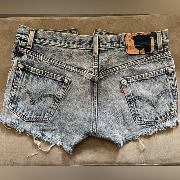 Vintage Levi’s Regular 505 Jean shorts - Picture 3 of 4
